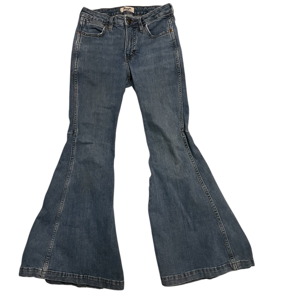 Wrangler Retro Trumpet Flare High Rise Blue Denim Jeans Size 26x30 Western